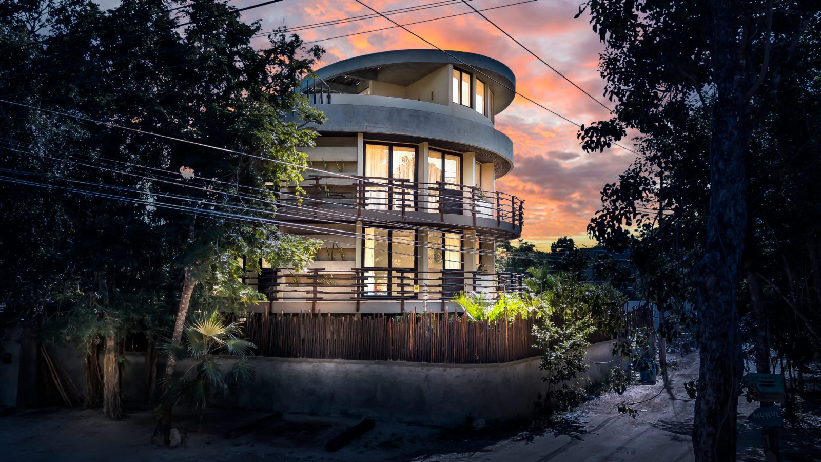 Venta de Propiedad en Tulum | Inversión en Condo-Hotel con Alta Plusvalía
