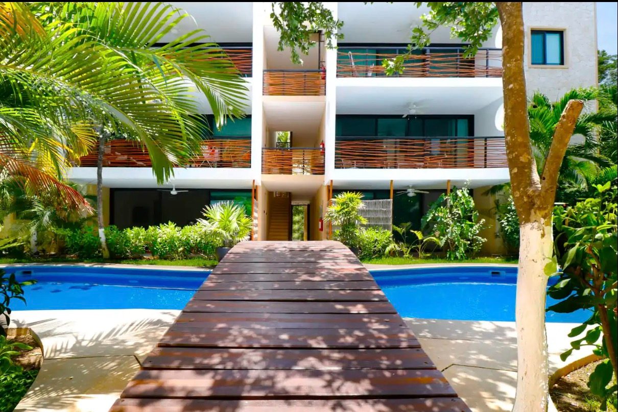 Penthouse de 3 Recámaras con Rooftop Privado y Jacuzzi en Aldea Zamá, Tulum